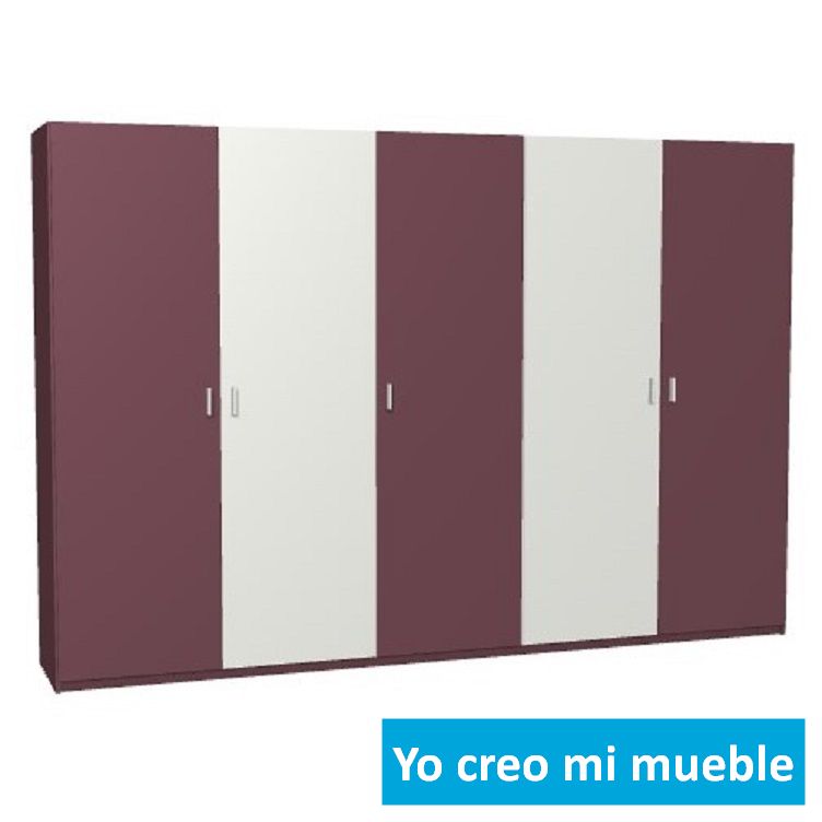 Armario con puertas abatibles